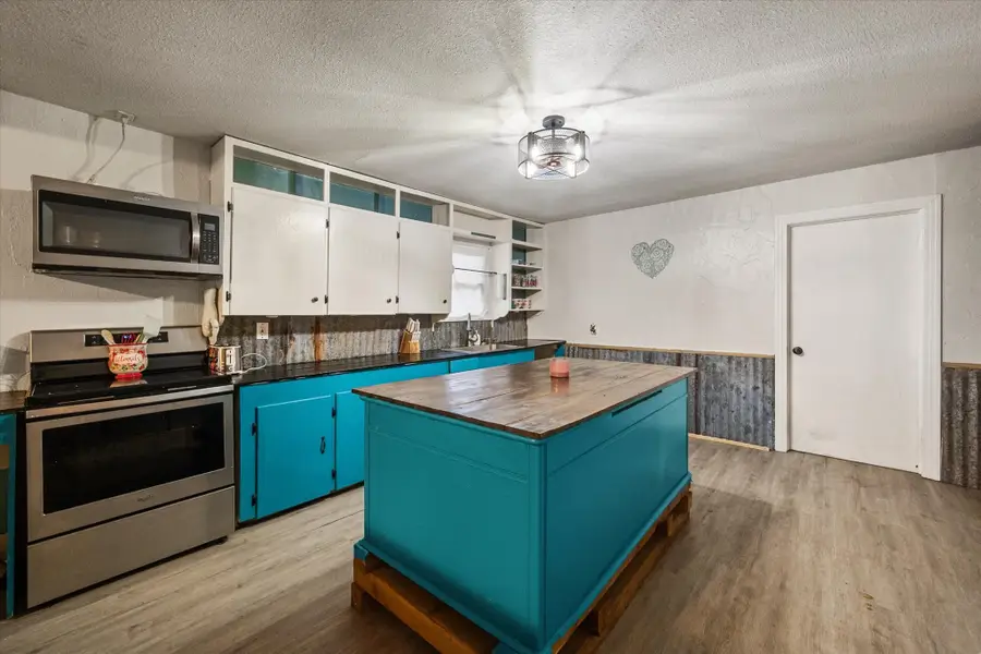 101 S Runnels Avenue, Streetman, TX 75859 - Image #3