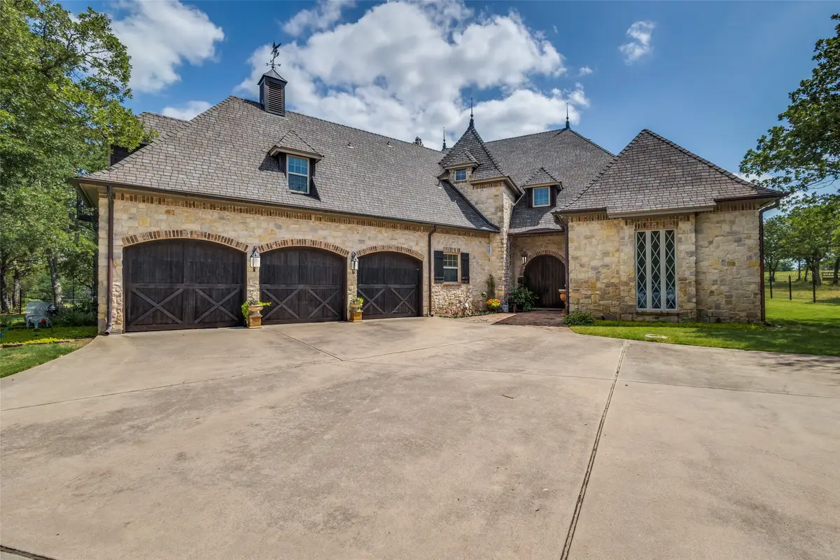 181 County Road 1326, Bridgeport, TX 76426 - #1