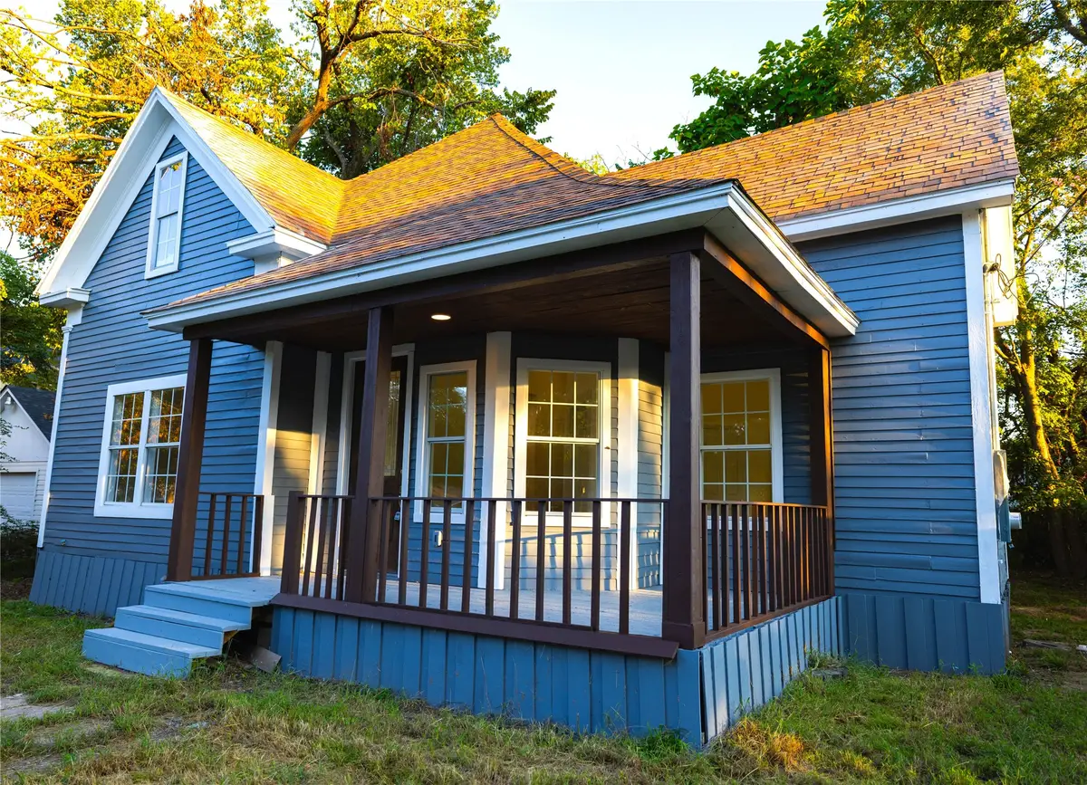 415 W 7th Street, Bonham, TX 75418 - Image #1