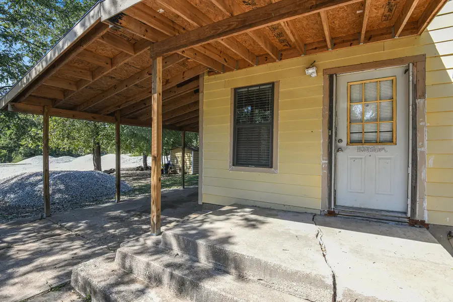 1313 Edison Avenue, Bridgeport, TX 76426 - Image #3