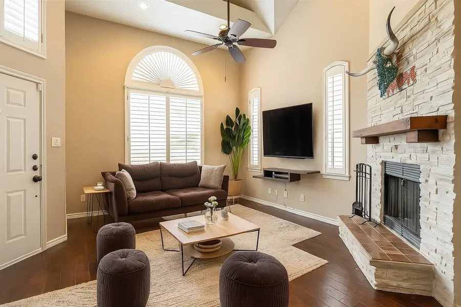 18944 Ravenglen Court, Dallas, TX 75287 - Image #3