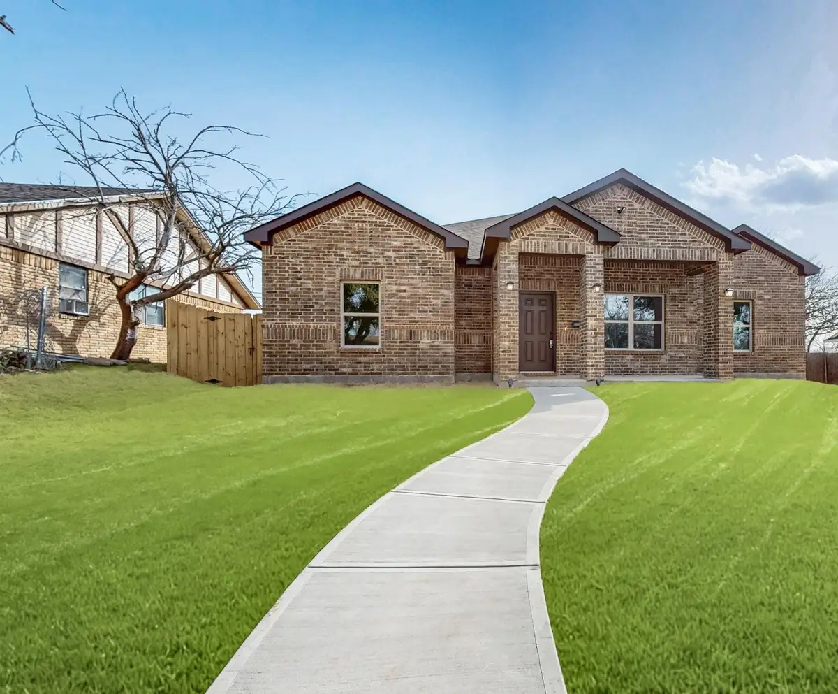 706 Poinsettia Drive, Lancaster, TX 75146 - Image #1