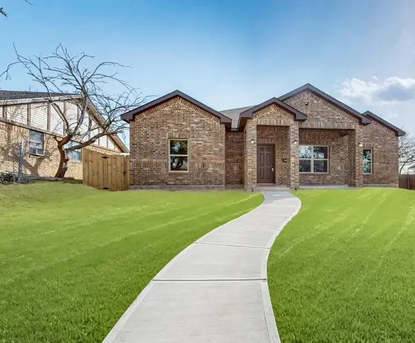 706 Poinsettia Drive, Lancaster, TX 75146