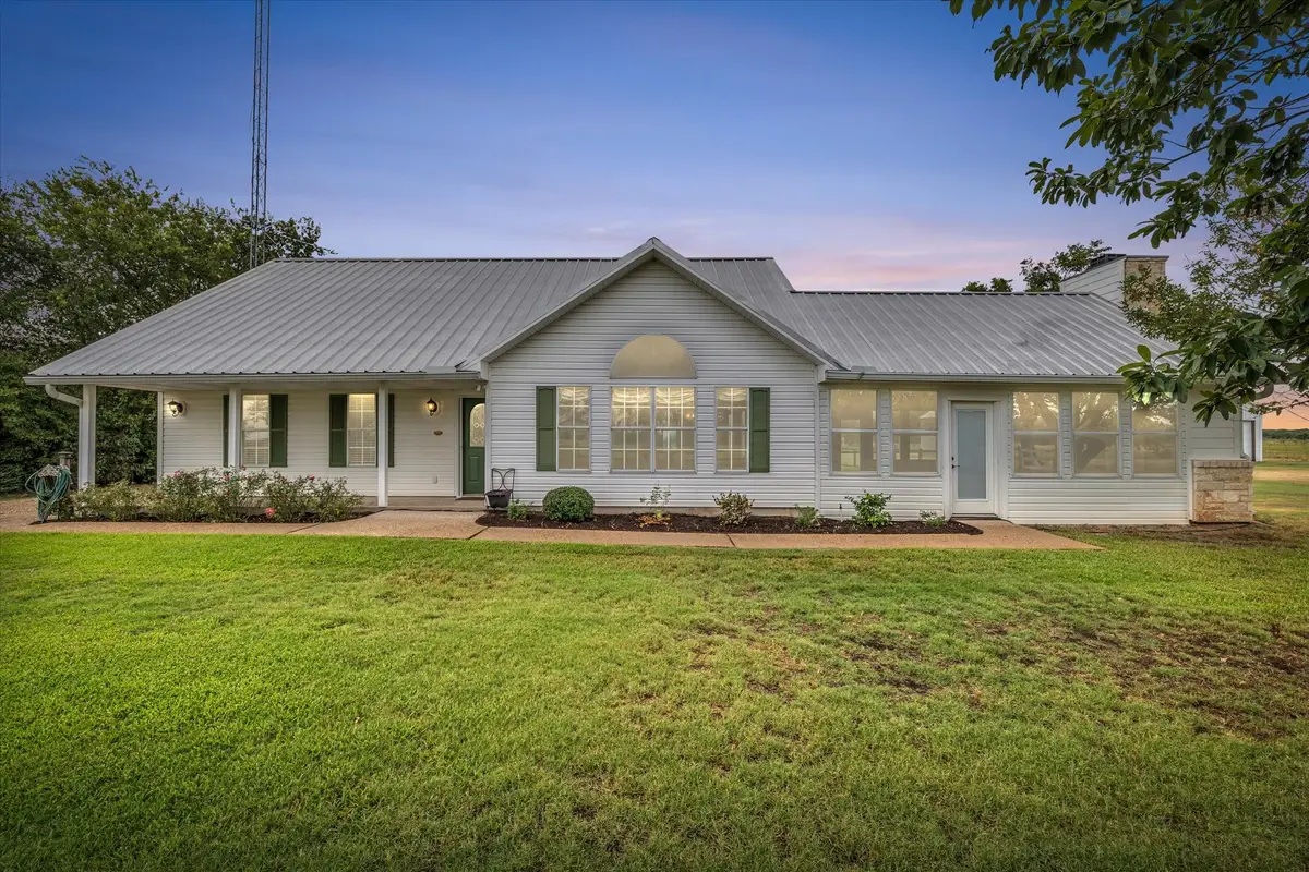 2152 Sommerfeld Drive, Waco, TX 76705 - Image #1