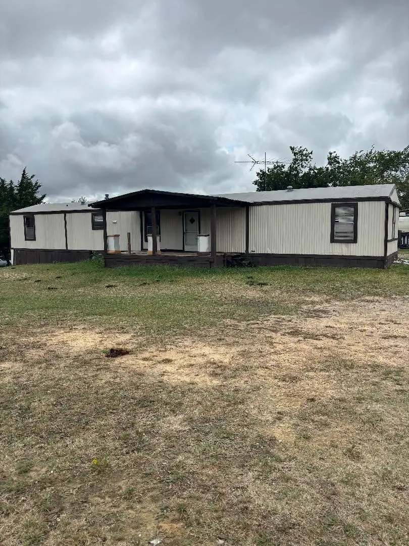 260 Wonder Drive, Springtown, TX 76082 - Image #3