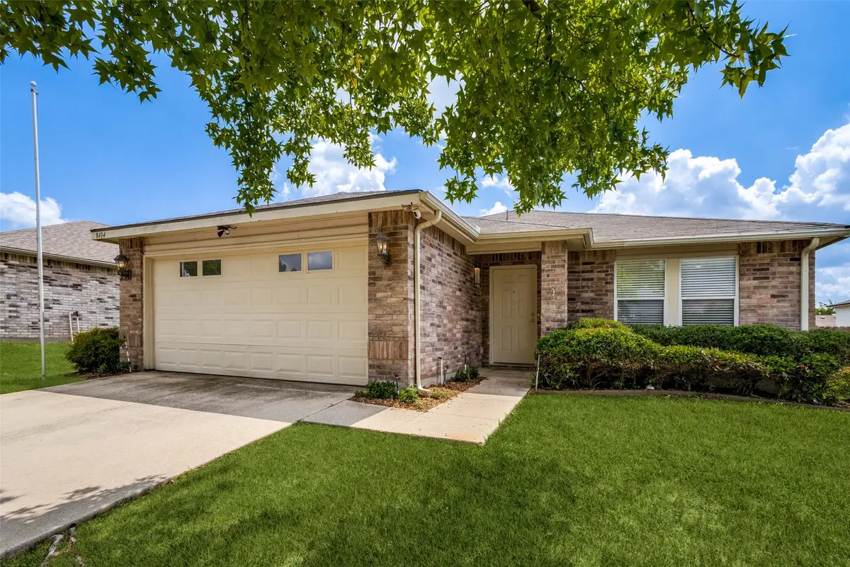 8404 Glen Falls Lane, Denton, TX 76210 - Image #1
