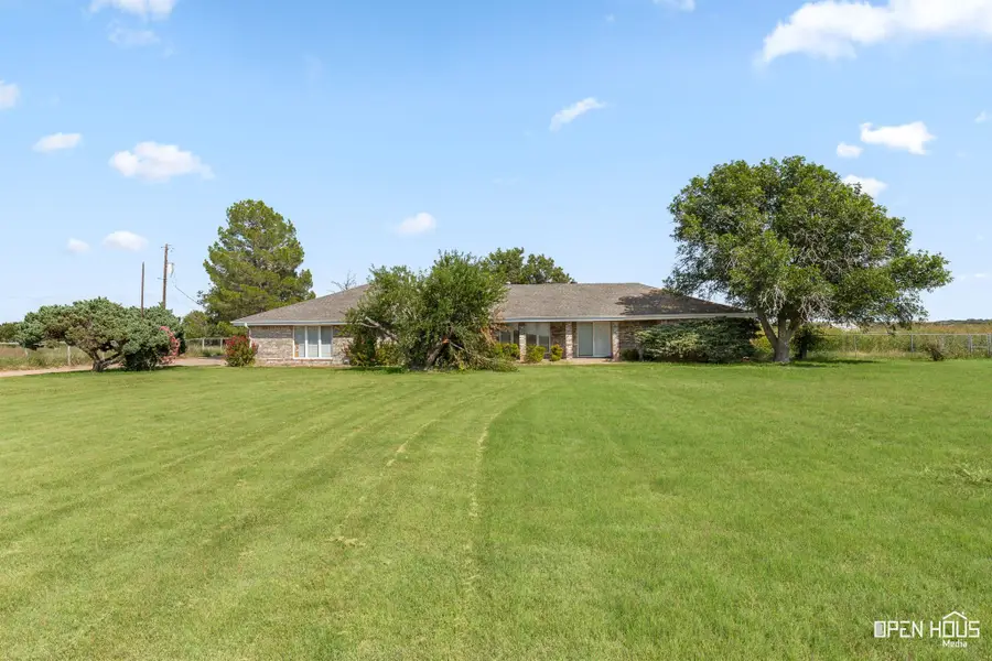 3787 Rifle Range Road, Iowa Park, TX 76367 - Image #3