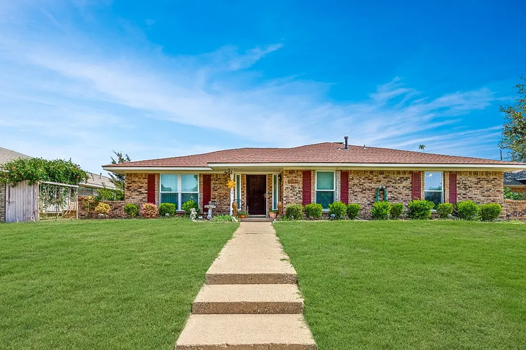 2204 Brighton Lane, Plano, TX 75075 - Image #1