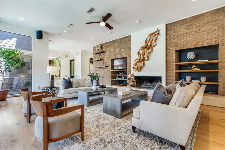 10661 Pagewood Drive, Dallas, TX 75230 - Image #2