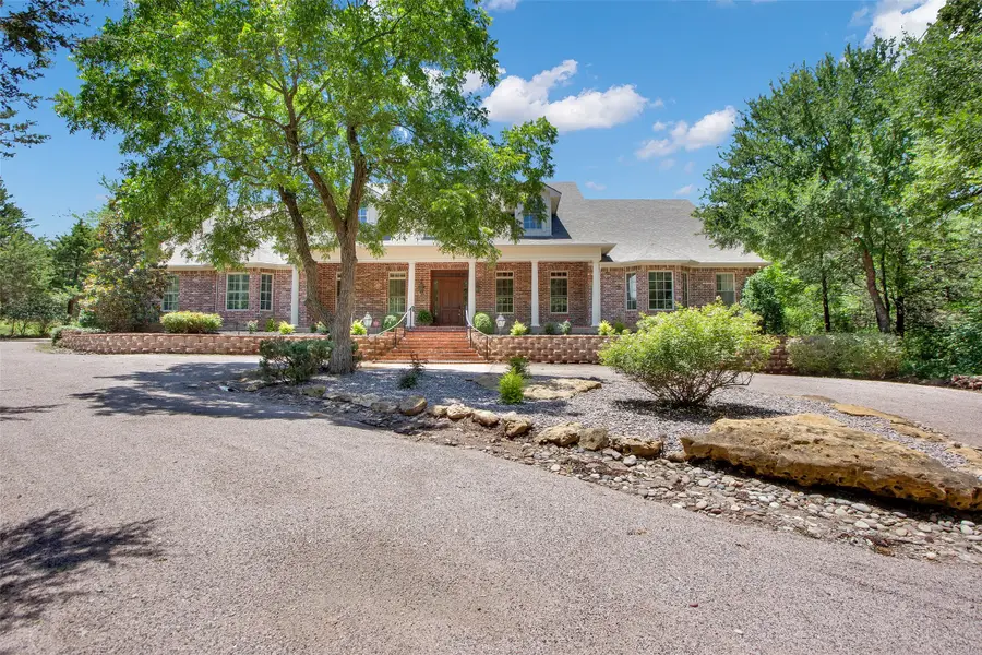 48 Summit Oaks Circle, Denison, TX 75020 - Image #2