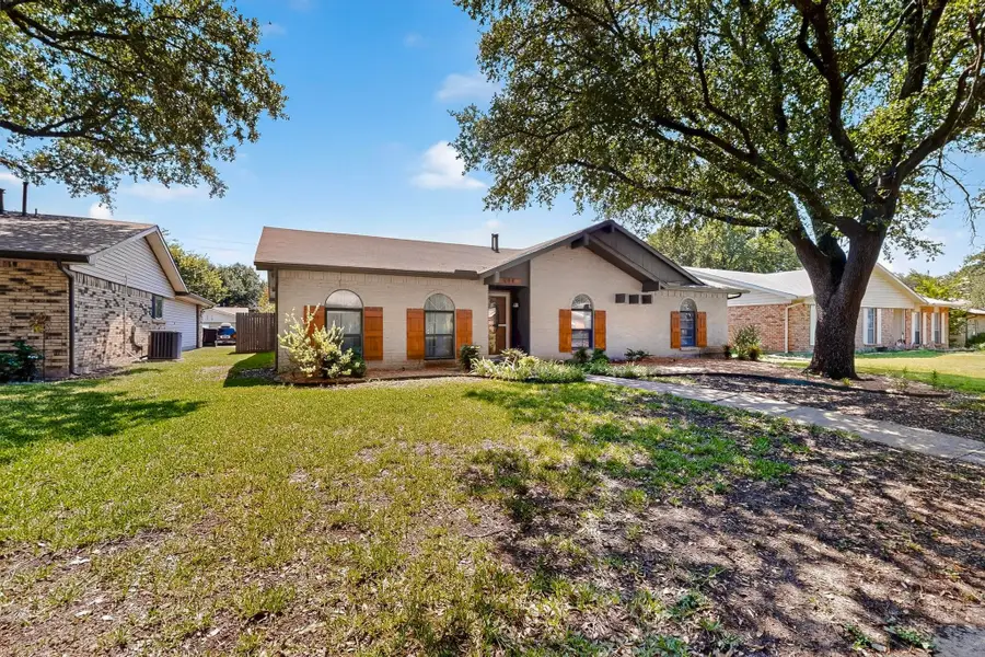 944 Mossvine Drive, Plano, TX 75023 - Image #2