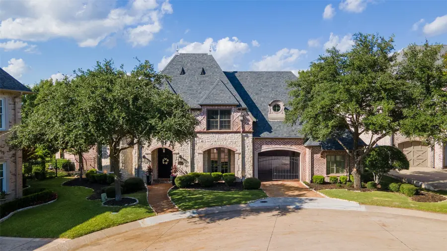 6412 Saint Michael Drive, McKinney, TX 75072 - Image #2