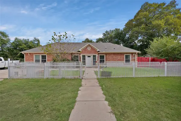 2410 Carleta Street, Dallas, TX 75253