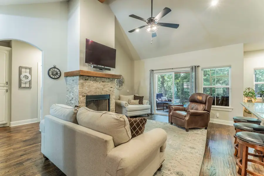 423 Ensign Lane, Oak Point, TX 75068 - Image #3