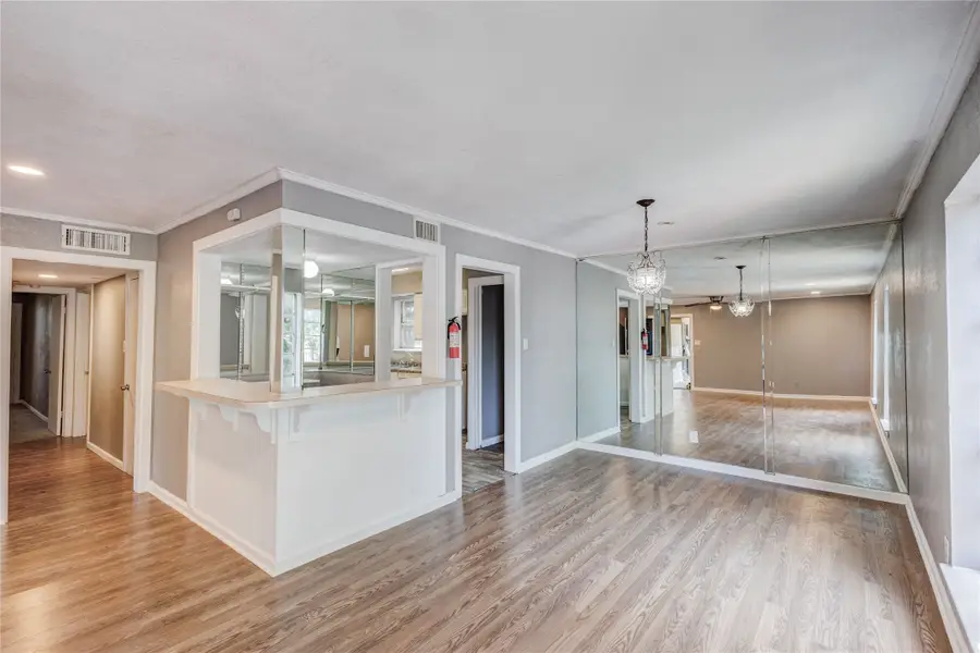 5057 Ridglea Lane #1111, Fort Worth, TX 76116 - Image #3