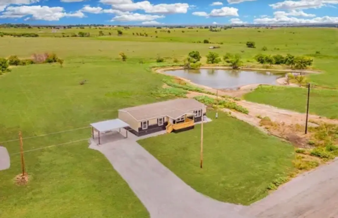 204 El Dorado Street, Decatur, TX 76234 - Image #1