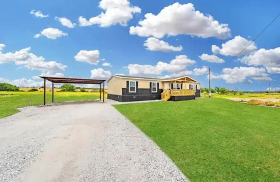 204 El Dorado Street, Decatur, TX 76234 - Image #2