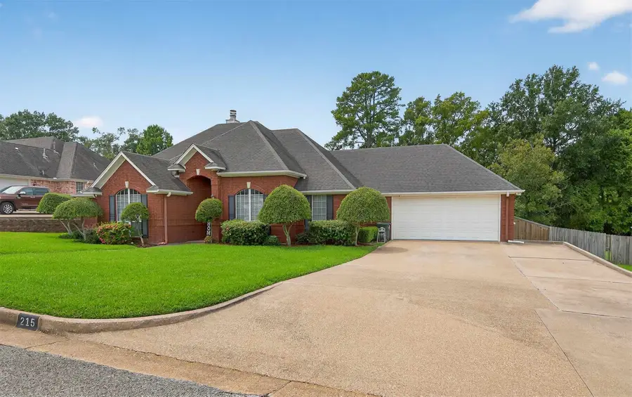 215 Macarthur Street, Tyler, TX 75704 - Image #2