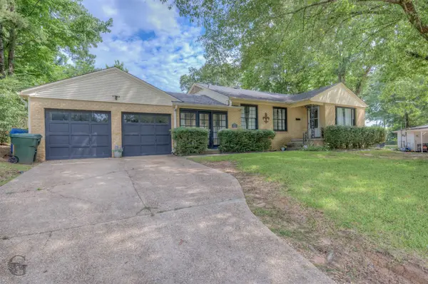 316 Elmwood Circle, Shreveport, LA 71104