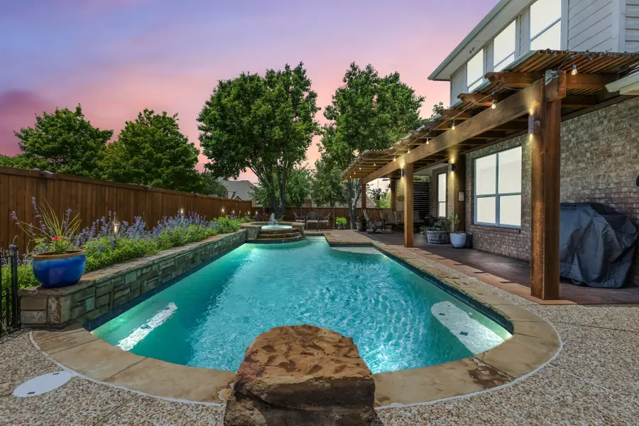 8905 Glen Garden Drive, McKinney, TX 75072 - Image #2