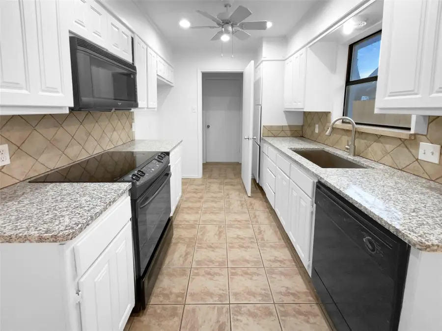 1713 Prince Drive, Benbrook, TX 76126 - Image #2