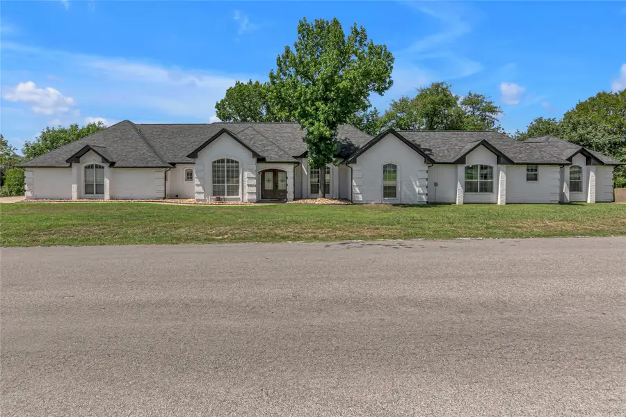311 Diamond Oaks Drive, Hudson Oaks, TX 76087 - Image #3