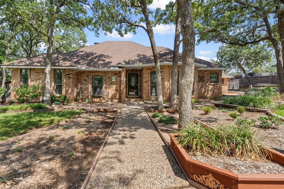 703 Shady Creek Drive, Kennedale, TX 76060 - Image #1