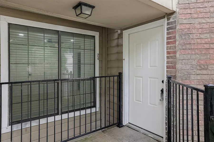 8545 Midpark Road #24, Dallas, TX 75240 - Image #2