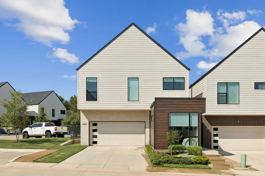 305 Tillery Circle, Grapevine, TX 76051 - Image #2