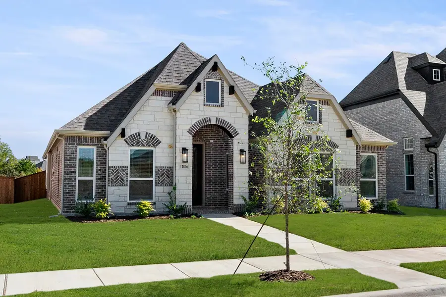 12806 Meadow Glen Trail, Rowlett, TX 75089 - Image #2