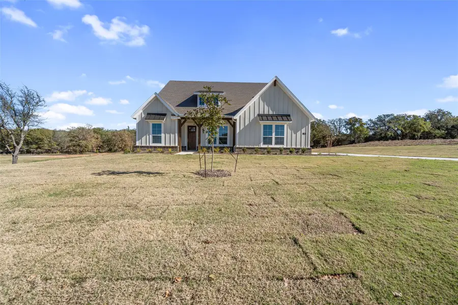 136 Oak Grove Way, Springtown, TX 76082 - Image #3