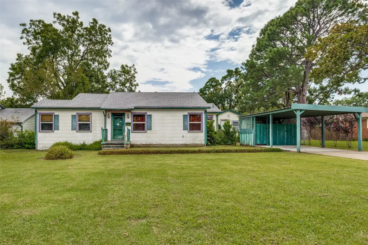 1508 W Shepherd Street, Denison, TX 75020 - Image #1