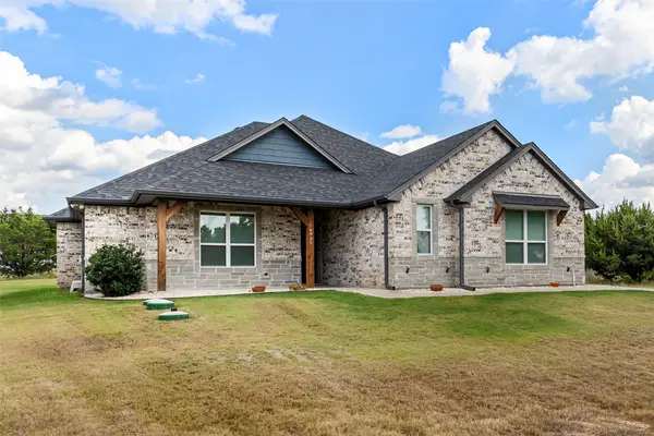 4905 Frio Drive, Granbury, TX 76048
