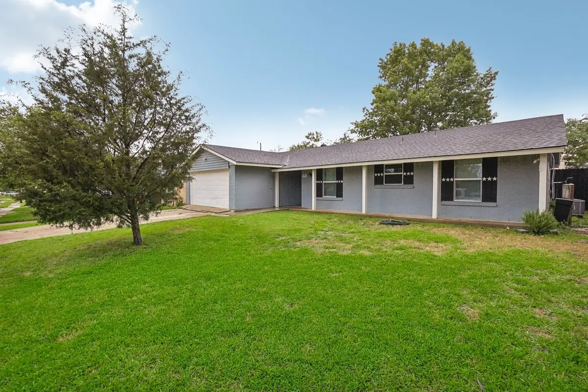 3601 Chime Street, Irving, TX 75062 - Image #1