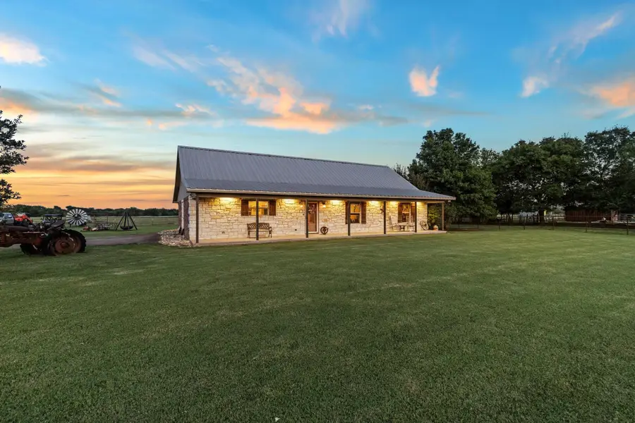 5285 County Road 3226, Lone Oak, TX 75453 - Image #2