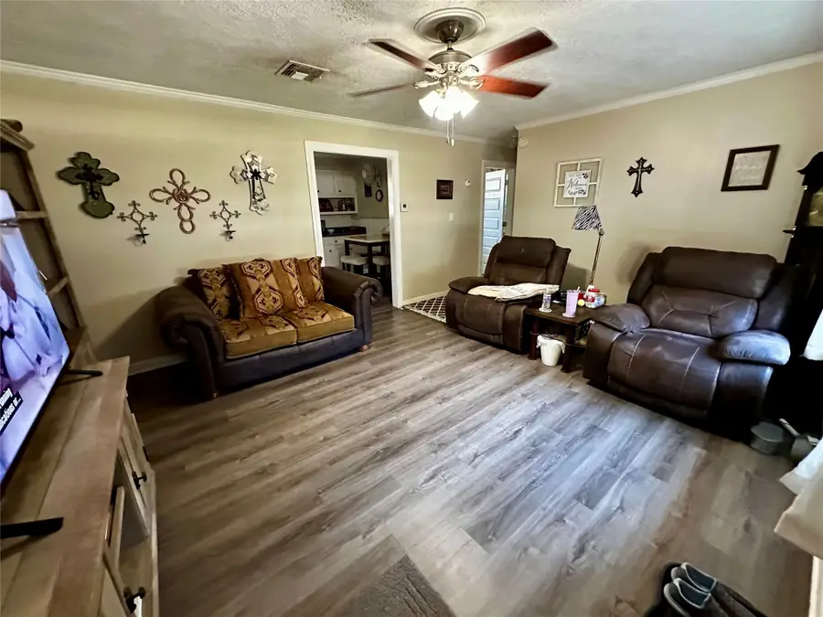 506 W Reiman Street, Seymour, TX 76380 - Image #2