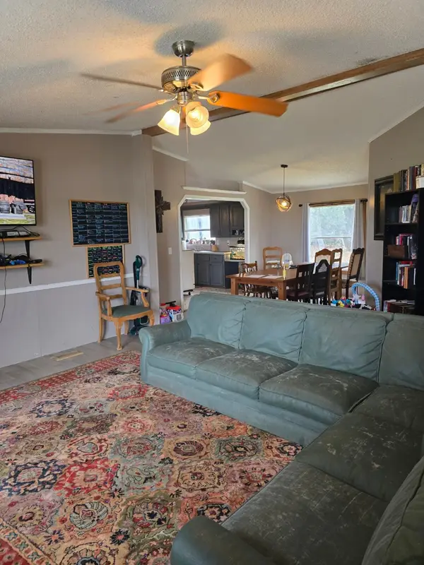 2901 Rolling Oaks Drive, Cleburne, TX 76031