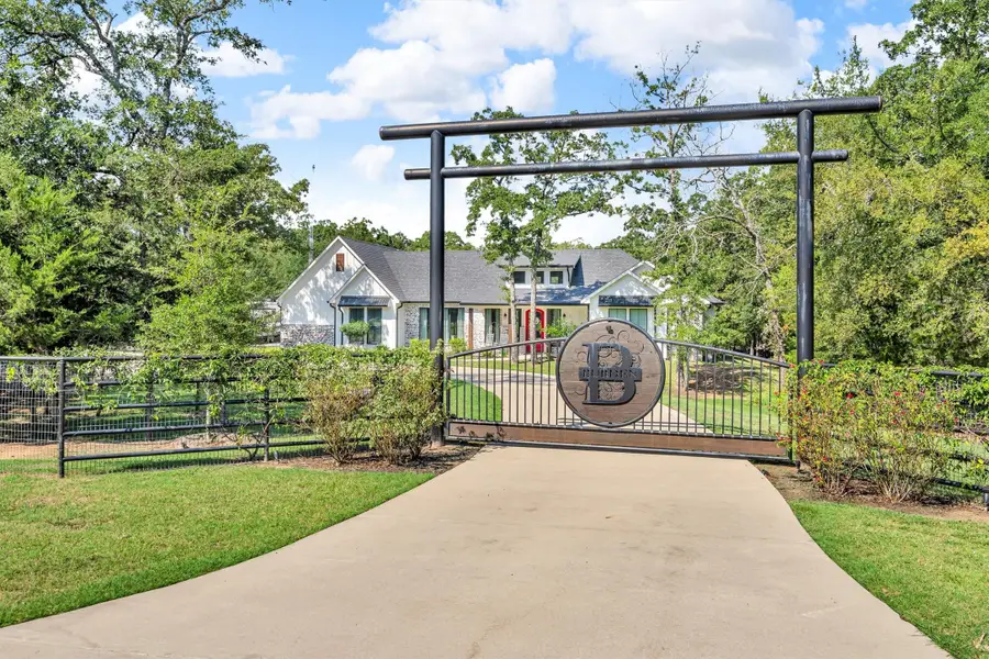 297 Timberwood Trail, Quinlan, TX 75474 - Image #2