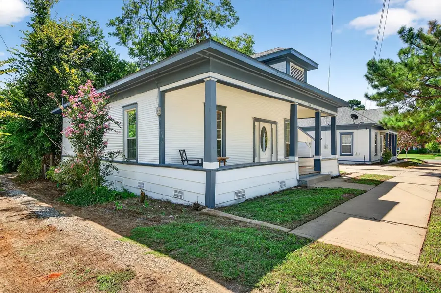 108 N Eddy Avenue, Denison, TX 75020 - Image #3