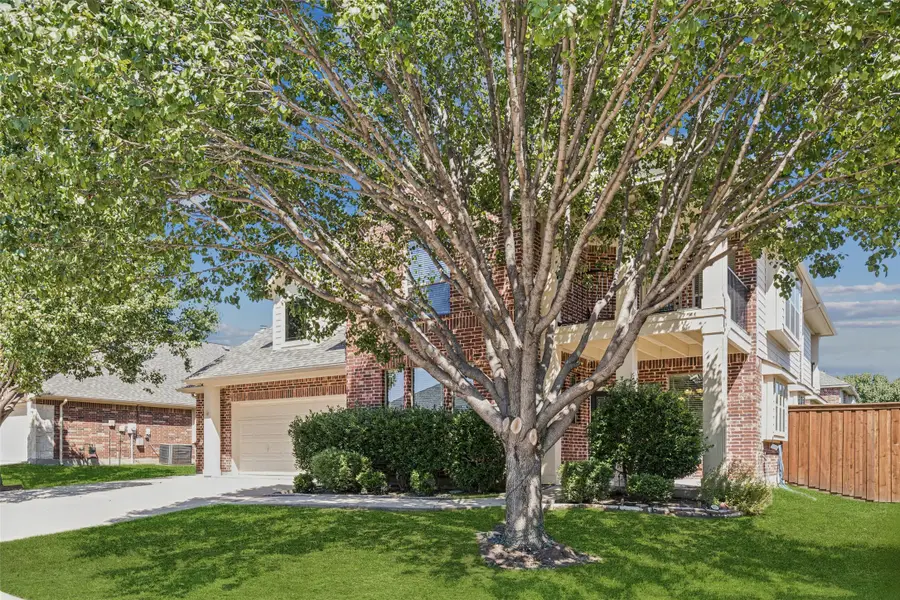 2425 Thunderbrook Drive, Little Elm, TX 75068 - Image #2