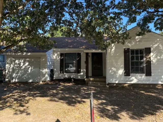 1711 N Ricketts Street, Sherman, TX 75092 - Image #1