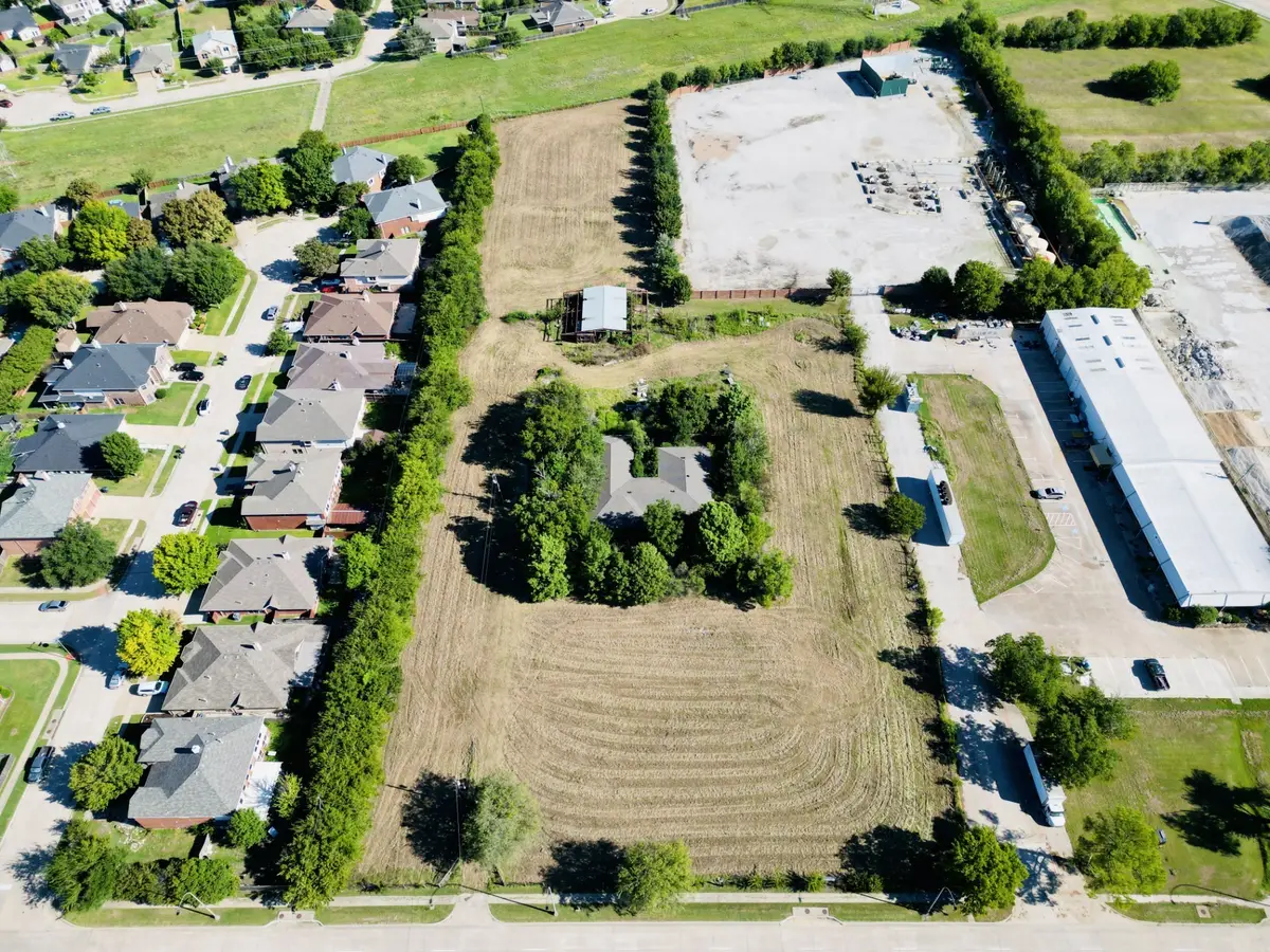 1809 Southeast Parkway, Arlington, TX 76018 - Image #1