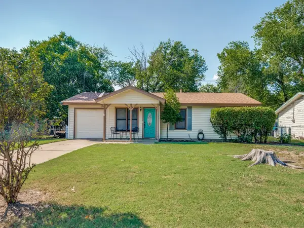 103 NE Murphy Road, Burleson, TX 76028