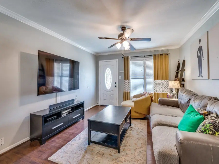 103 NE Murphy Road, Burleson, TX 76028 - Image #2