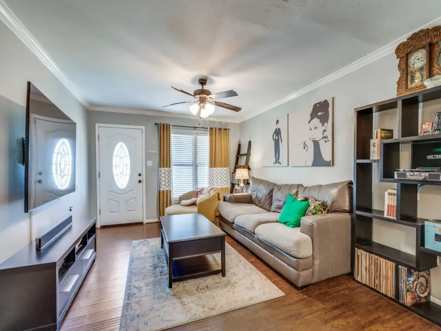 103 NE Murphy Road, Burleson, TX 76028 - Image #3