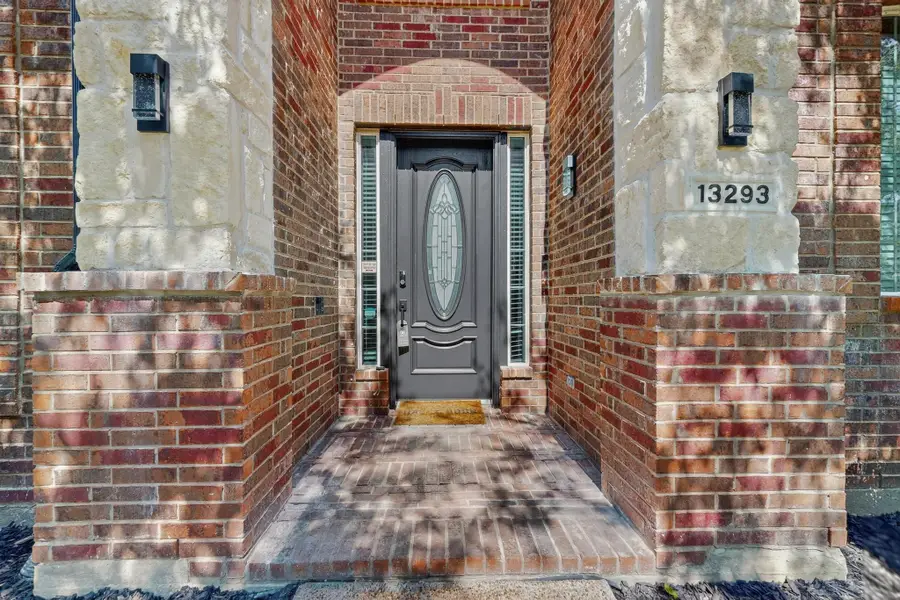 13293 Bavarian Drive, Frisco, TX 75033 - Image #2