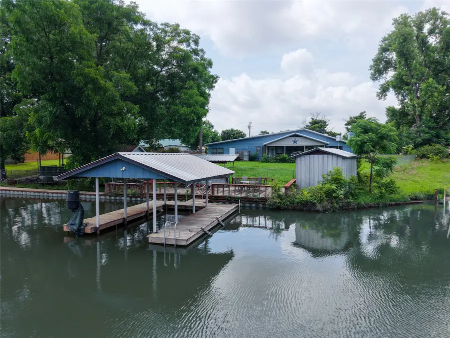 111 Rocking Chair Ranch Road, Trinidad, TX 75163 - Image #2