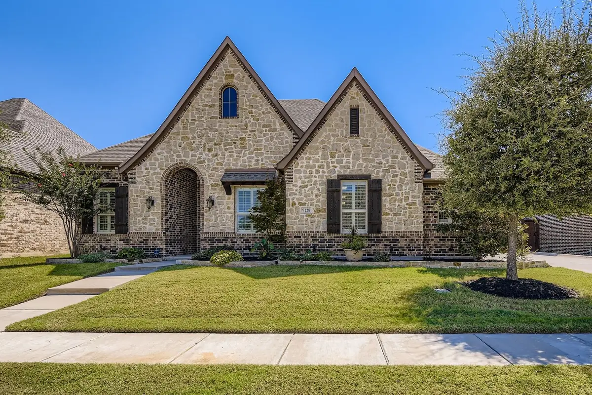 9128 Northampton Drive, North Richland Hills, TX 76182 - Image #1