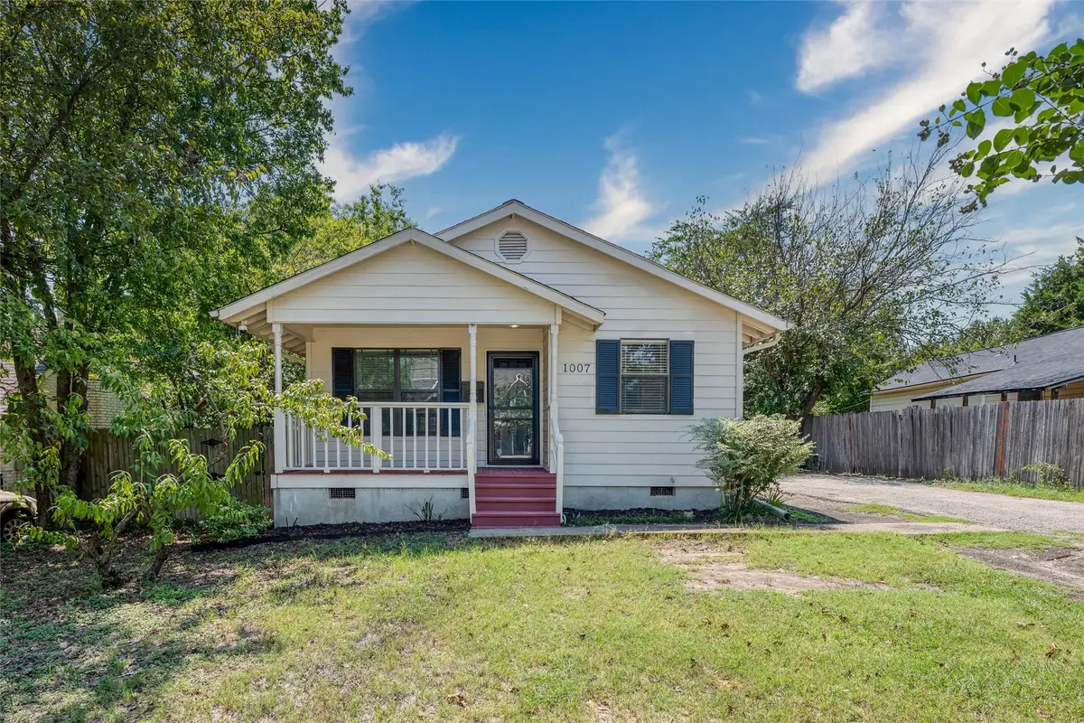 1007 W White Avenue, McKinney, TX 75069 - #1