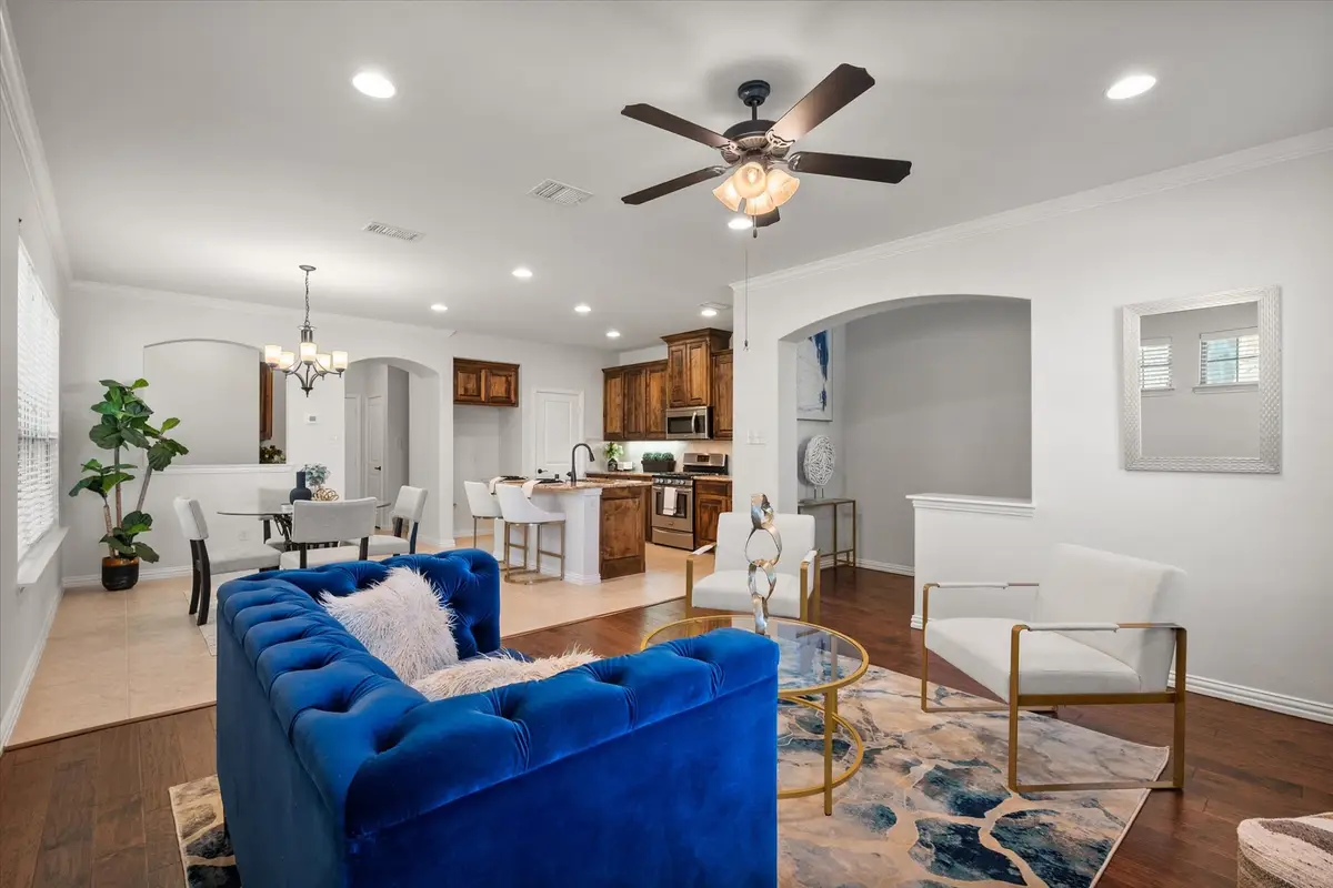 3825 Cascade Sky Drive, Arlington, TX 76005 - Image #1